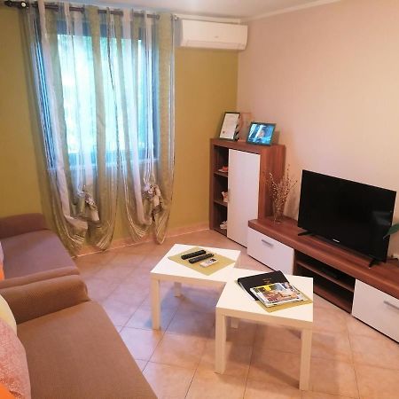 Apartment Oliva 普拉 外观 照片